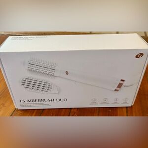 NIB T3 Airebrush Duo – | Never Used